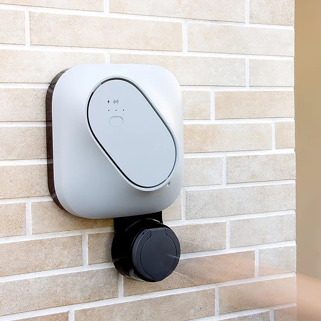 AC polnilnica za električno vozilo ETREL INCH CORE