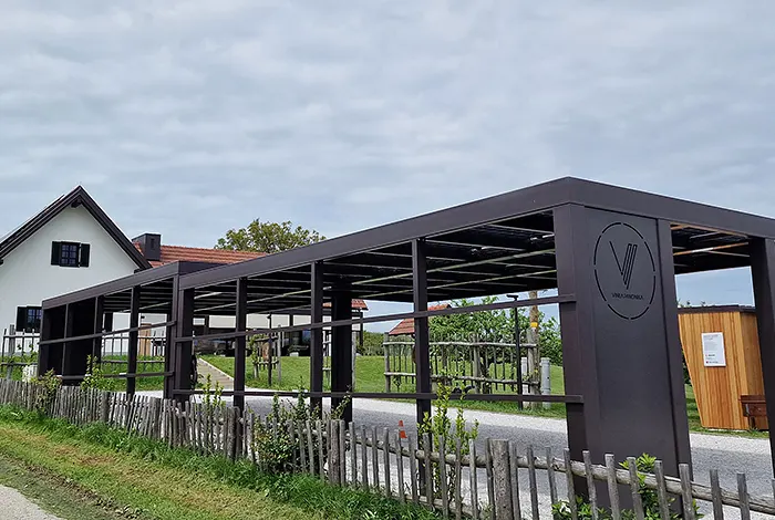 Solarni (sončni) nadstreški